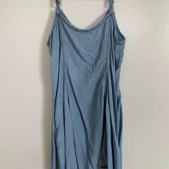 Torrid Light Blue Denim light weight dress size 1 - Picture 5 of 5
